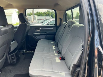 2020 RAM 1500 Big Horn Crew Cab 4x4 5'7' Box