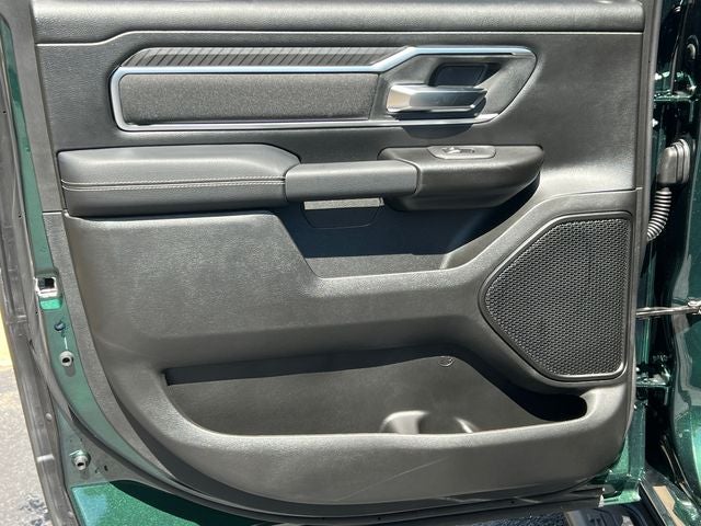 2027 RAM Ram 1500 RAM 1500 BIG HORN CREW CAB 4X4 5'7' BOX