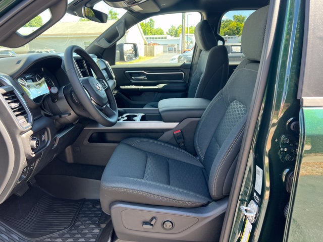2027 RAM Ram 1500 RAM 1500 BIG HORN CREW CAB 4X4 5'7' BOX