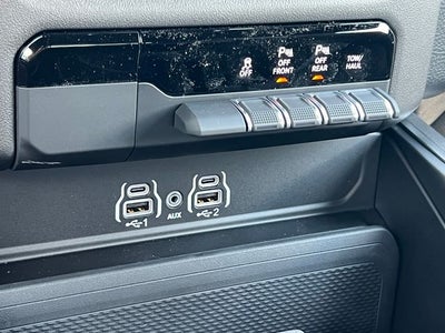 2027 RAM Ram 1500 RAM 1500 BIG HORN CREW CAB 4X4 5'7' BOX
