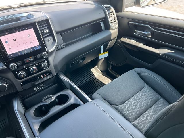 2027 RAM Ram 1500 RAM 1500 BIG HORN CREW CAB 4X4 5'7' BOX