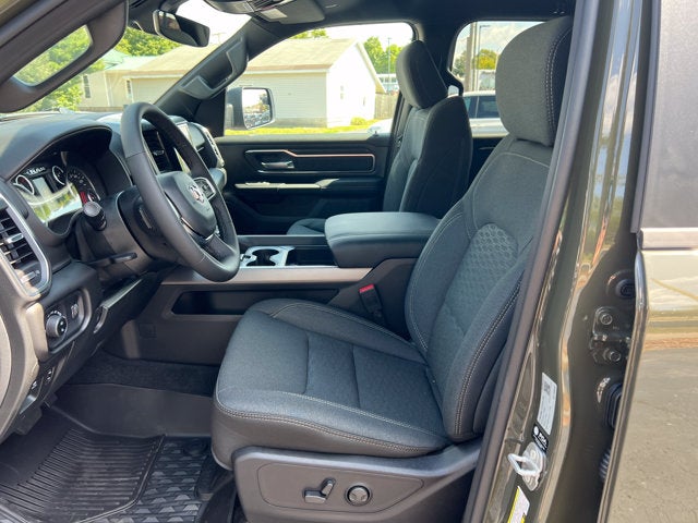 2027 RAM Ram 1500 RAM 1500 BIG HORN CREW CAB 4X4 5'7' BOX