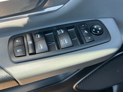2021 RAM 1500 Big Horn Crew Cab 4x4 5'7' Box