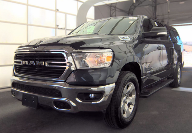 2021 RAM 1500 Big Horn Crew Cab 4x4 5'7' Box