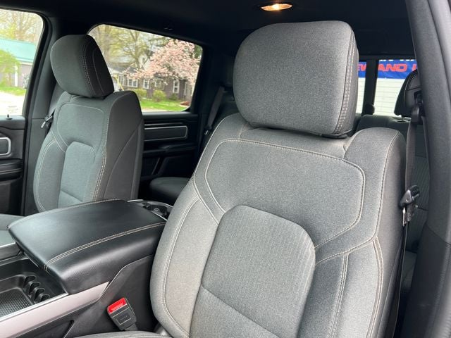 2023 RAM 1500 Big Horn Crew Cab 4x4 5'7' Box