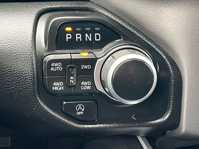 2023 RAM 1500 Big Horn Crew Cab 4x4 5'7' Box