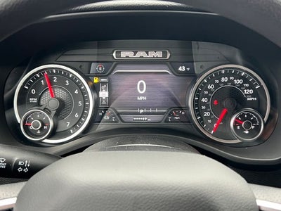 2026 RAM Ram 1500 RAM 1500 EXPRESS CREW CAB 4X4 5'7' BOX