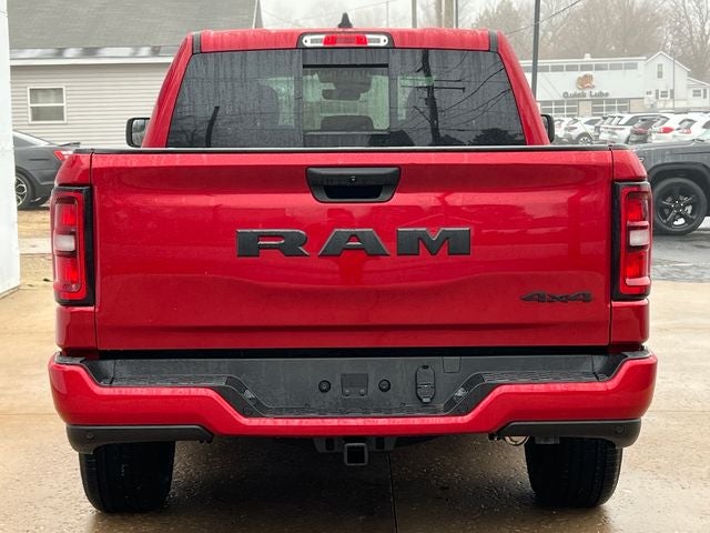 2026 RAM Ram 1500 RAM 1500 EXPRESS CREW CAB 4X4 5'7' BOX