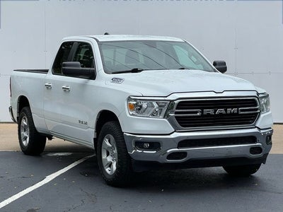 2019 RAM 1500 Big Horn/Lone Star Quad Cab 4x4 6'4' Box