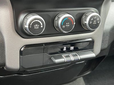 2019 RAM 1500 Big Horn/Lone Star Quad Cab 4x4 6'4' Box