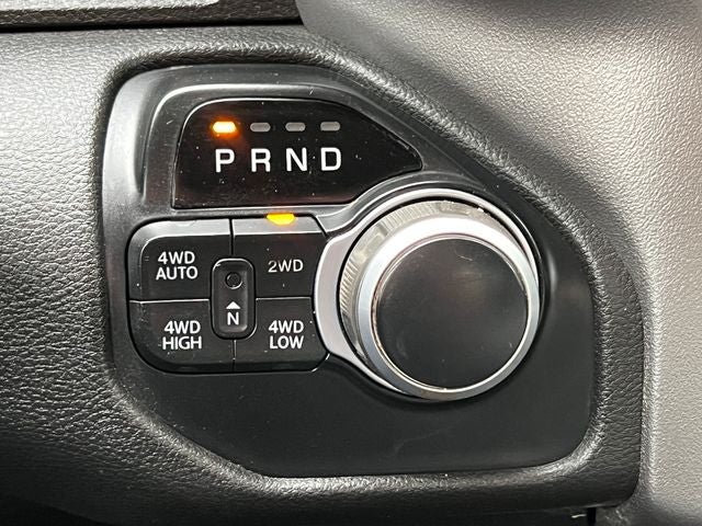 2019 RAM 1500 Big Horn/Lone Star Quad Cab 4x4 6'4' Box