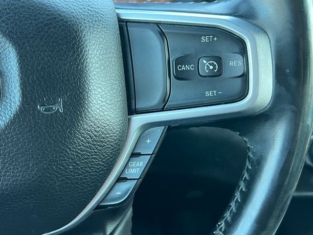 2021 RAM 1500 Big Horn Crew Cab 4x4 5'7' Box