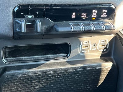 2021 RAM 1500 Big Horn Crew Cab 4x4 5'7' Box