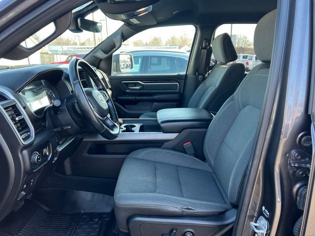 2021 RAM 1500 Big Horn Crew Cab 4x4 5'7' Box