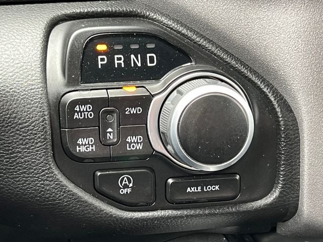 2023 RAM 1500 Big Horn Crew Cab 4x4 5'7' Box