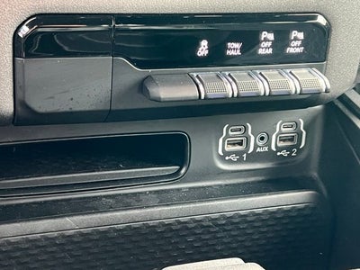 2023 RAM 1500 Big Horn Crew Cab 4x4 5'7' Box