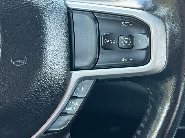 2023 RAM 1500 Big Horn Crew Cab 4x4 5'7' Box