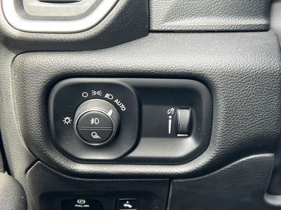 2023 RAM 1500 Big Horn Crew Cab 4x4 5'7' Box