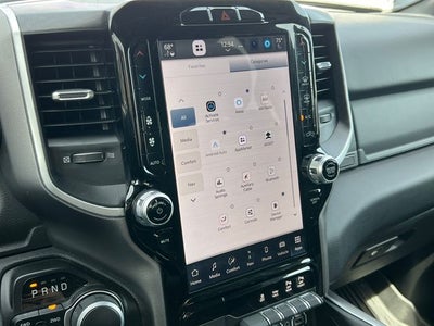 2023 RAM 1500 Big Horn Crew Cab 4x4 5'7' Box