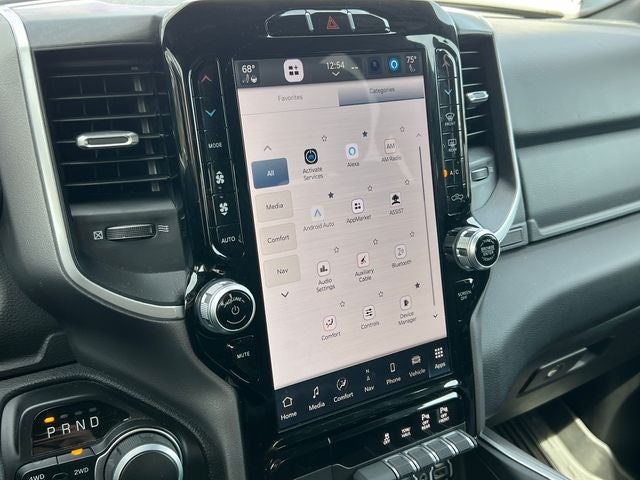 2023 RAM 1500 Big Horn Crew Cab 4x4 5'7' Box