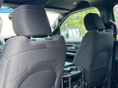 2023 RAM 1500 Big Horn Crew Cab 4x4 5'7' Box