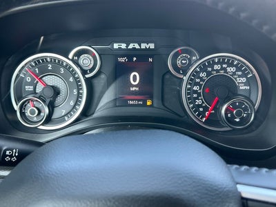 2023 RAM 1500 Big Horn Crew Cab 4x4 5'7' Box