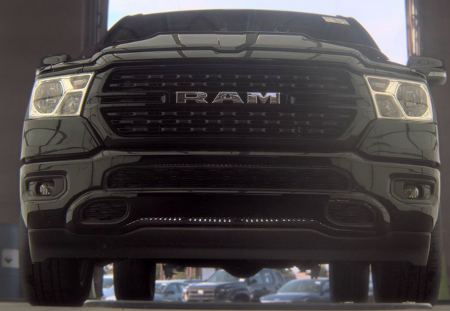 2023 RAM 1500 Big Horn Crew Cab 4x4 5'7' Box