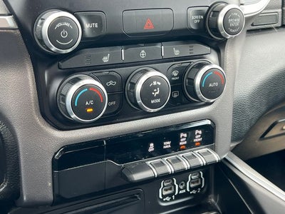 2019 RAM 1500 Big Horn/Lone Star Crew Cab 4x4 5'7' Box