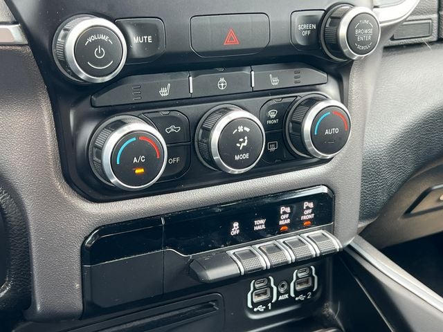 2019 RAM 1500 Big Horn/Lone Star Crew Cab 4x4 5'7' Box