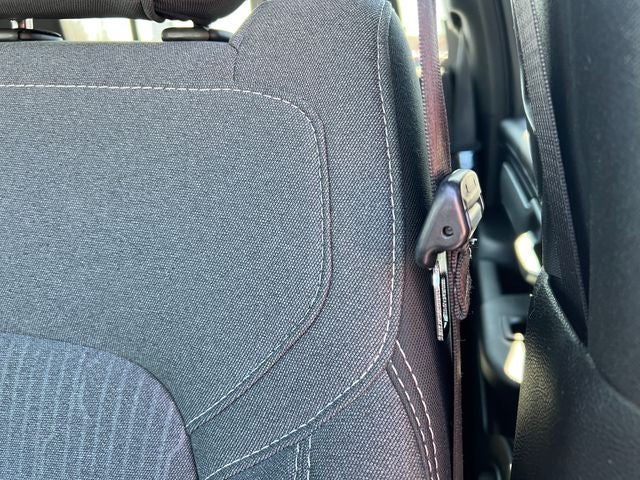 2021 RAM 1500 Big Horn Crew Cab 4x4 5'7' Box