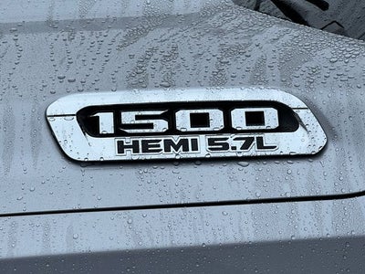 2022 RAM 1500 Big Horn Crew Cab 4x4 5'7' Box