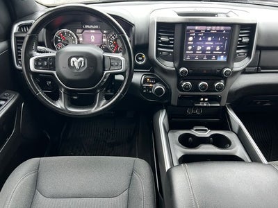 2022 RAM 1500 Big Horn Crew Cab 4x4 5'7' Box