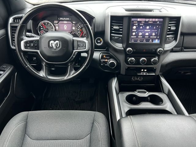 2022 RAM 1500 Big Horn Crew Cab 4x4 5'7' Box