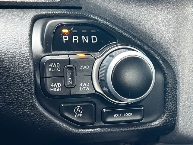 2023 RAM 1500 Big Horn Crew Cab 4x4 5'7' Box