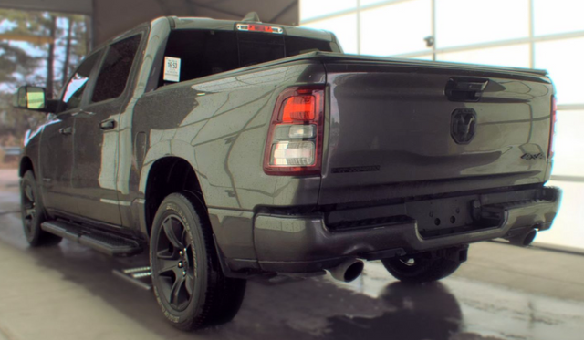 2023 RAM 1500 Big Horn Crew Cab 4x4 5'7' Box