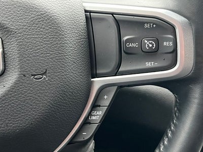 2023 RAM 1500 Big Horn Crew Cab 4x4 6'4' Box