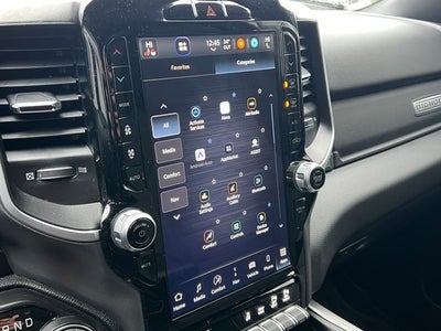 2023 RAM 1500 Big Horn Crew Cab 4x4 6'4' Box