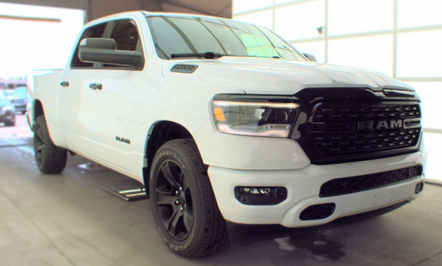 2023 RAM 1500 Big Horn Crew Cab 4x4 6'4' Box