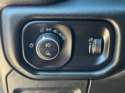 2023 RAM 1500 Big Horn Crew Cab 4x4 6'4' Box