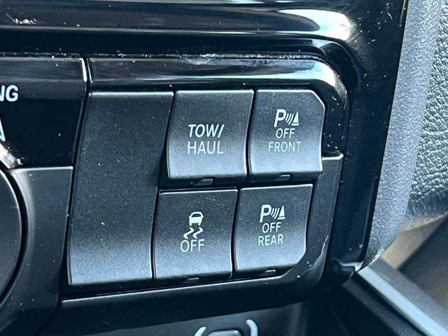 2023 RAM 1500 Big Horn Crew Cab 4x4 6'4' Box