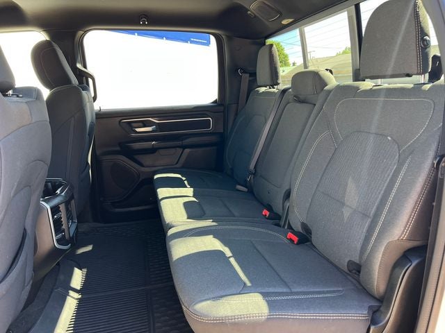 2023 RAM 1500 Big Horn Crew Cab 4x4 6'4' Box
