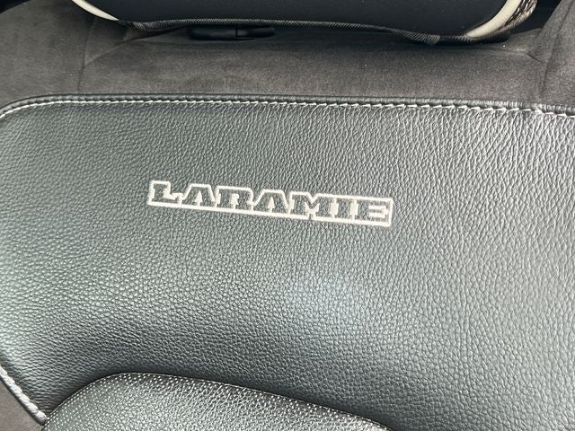 2022 RAM 1500 Laramie Crew Cab 4x4 6'4' Box