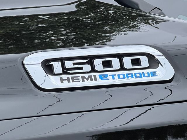 2022 RAM 1500 Laramie Crew Cab 4x4 6'4' Box