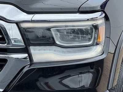 2022 RAM 1500 Laramie Crew Cab 4x4 6'4' Box