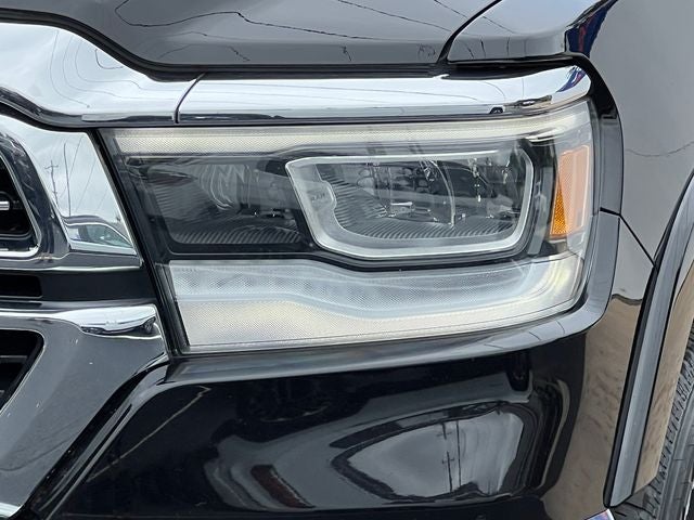 2022 RAM 1500 Laramie Crew Cab 4x4 6'4' Box