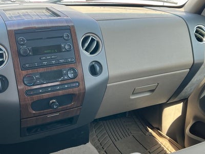 2004 Ford F-150 XLT