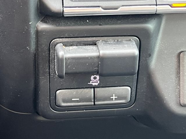 2020 Chevrolet Silverado 1500 4WD Crew Cab Short Bed RST