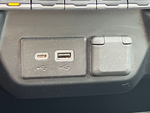 2020 Chevrolet Silverado 1500 4WD Crew Cab Short Bed RST