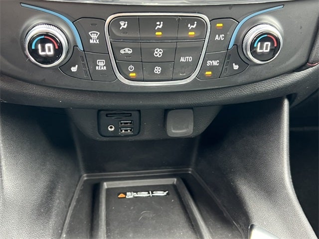 2023 Chevrolet Traverse AWD RS