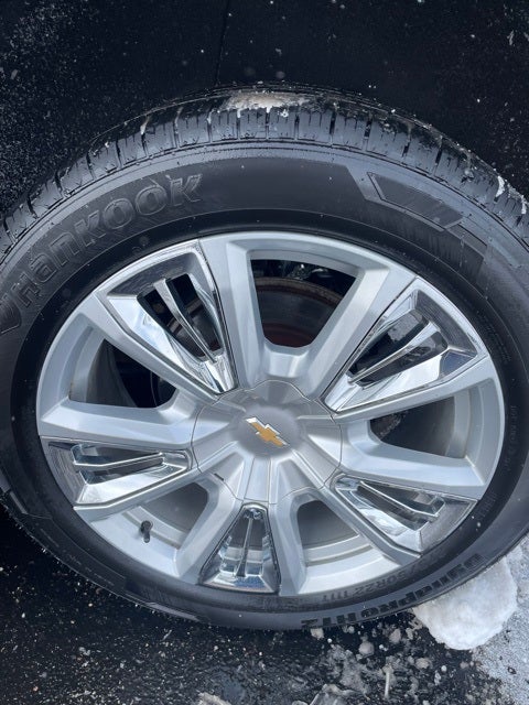 2021 Chevrolet Suburban High Country